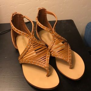 ALDO Romanian style sandal (us 6.5)